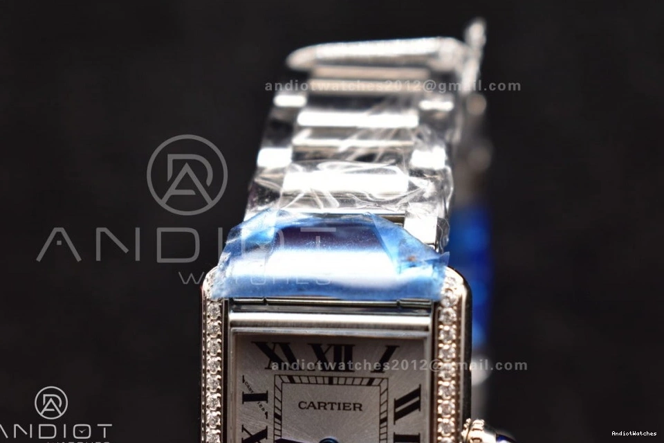 20.3mm ZipUp Ronda K11F On Bezel Bracelet Dial White Diamond Quartz With 1190 SS Tank SS Solo 1001